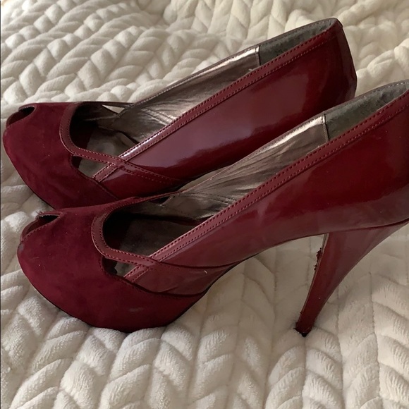 JustFab Maroon Sexy Heels - Picture 4 of 6
